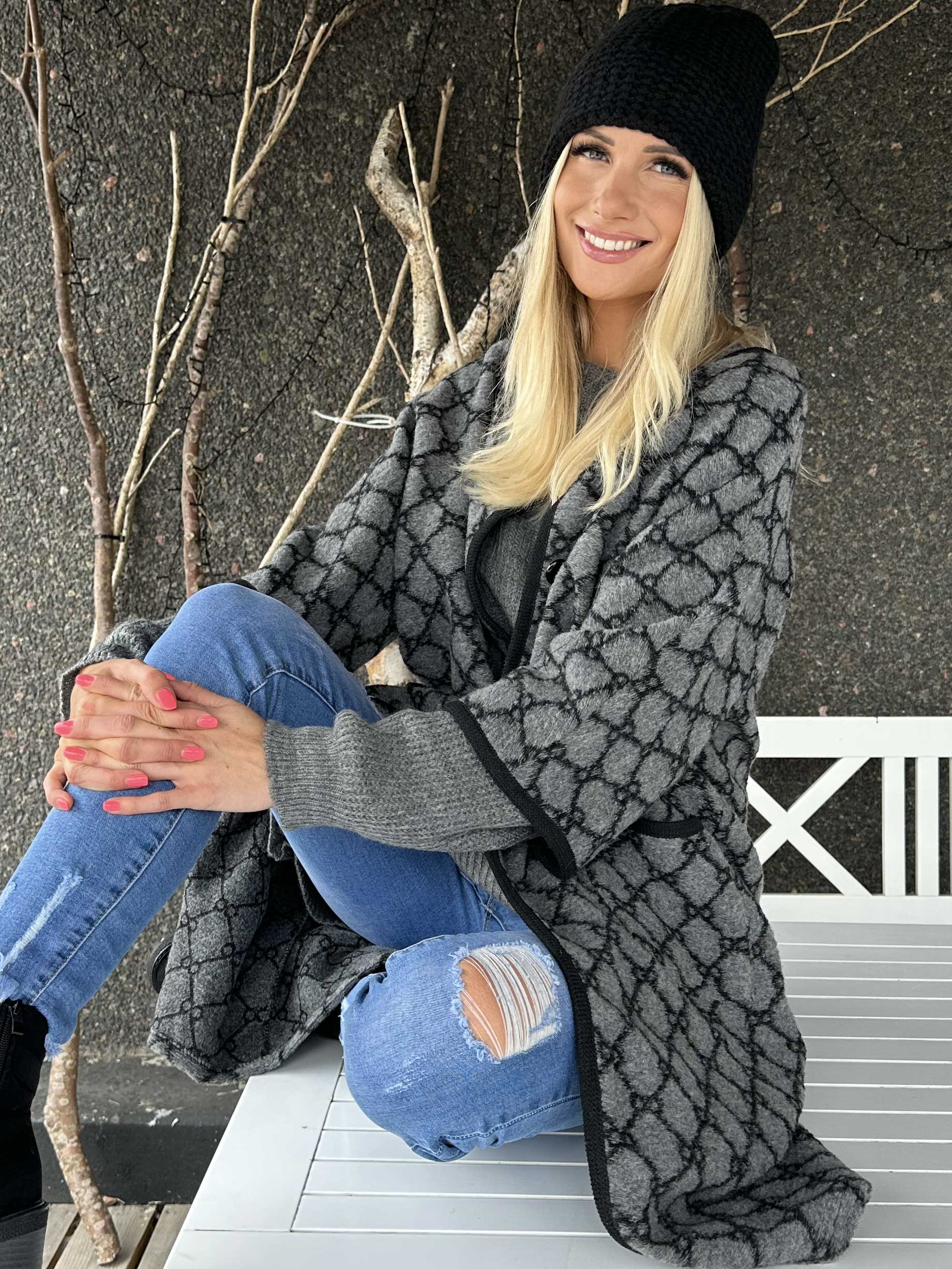 Arianna - Mönstrad kappa med ullfoder